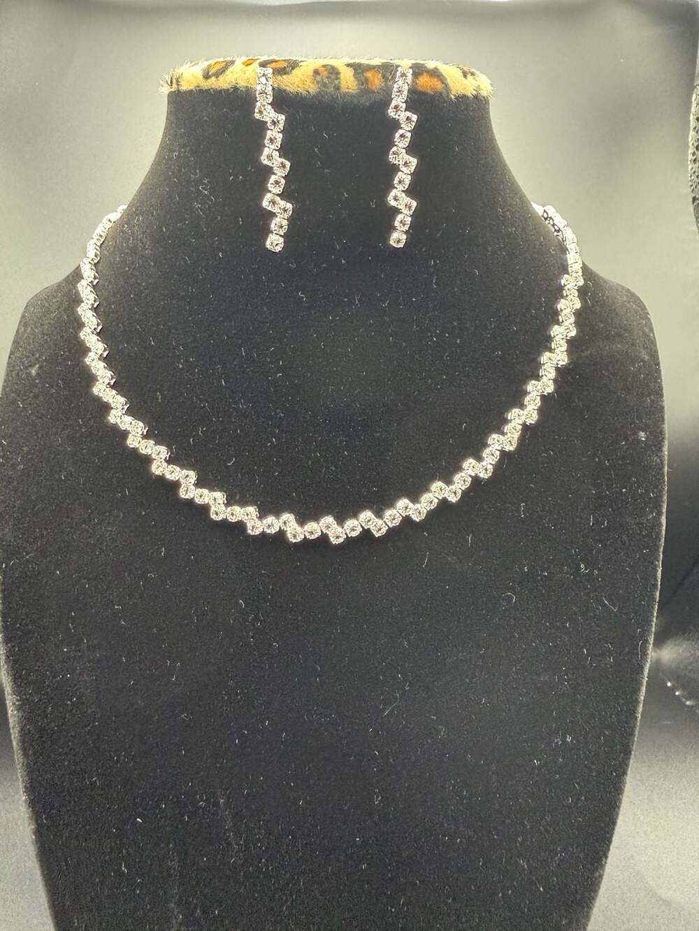 Geometric Crystal Rhinestone Necklace and Earring Jewelry Set